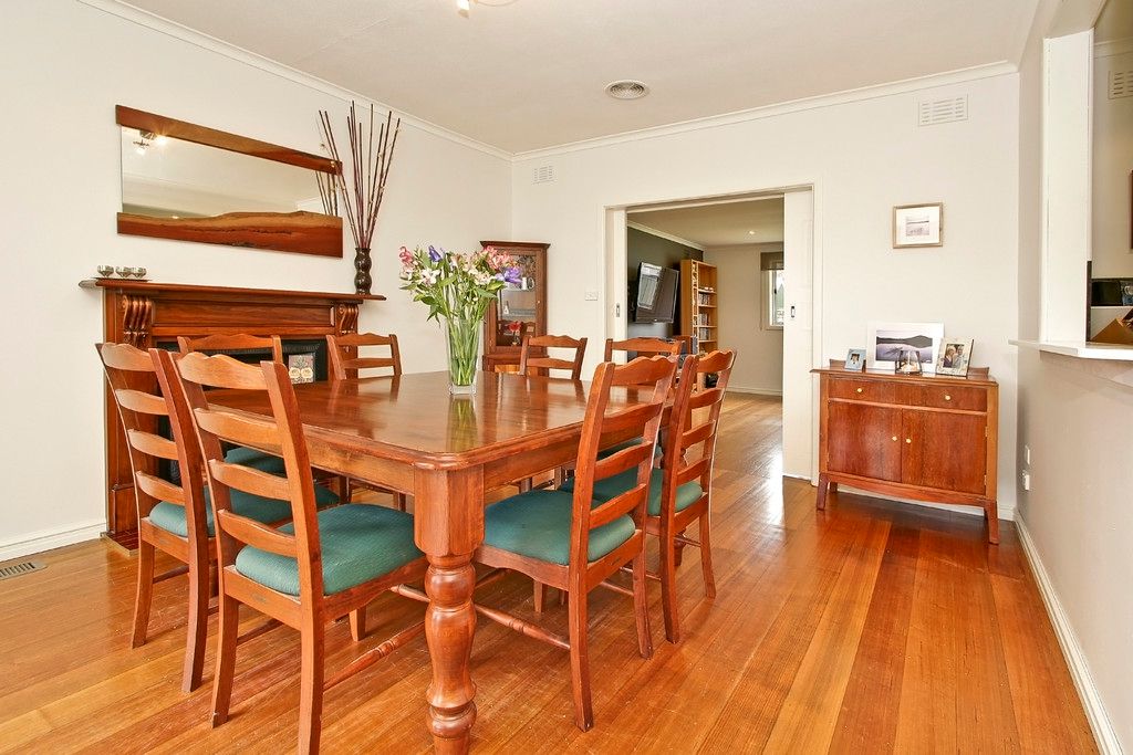 7 Cinerea Avenue, FERNTREE GULLY, VIC 3156