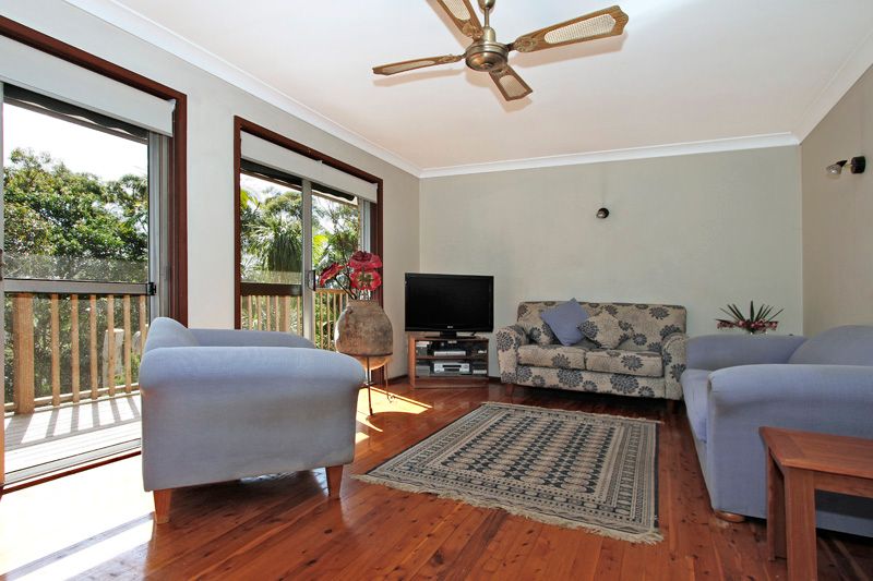 11 Inverness Place, KAREELA, NSW 2232