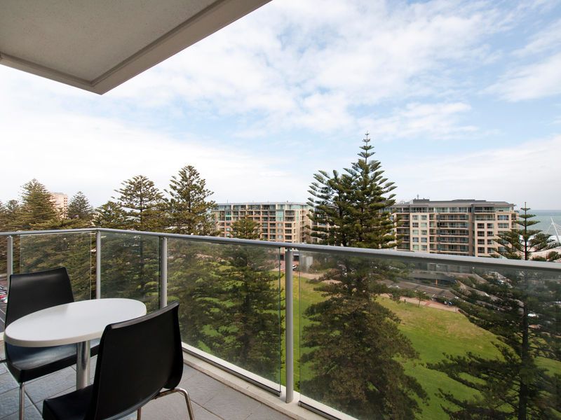 914/27 Colley Terrace, GLENELG, SA 5045
