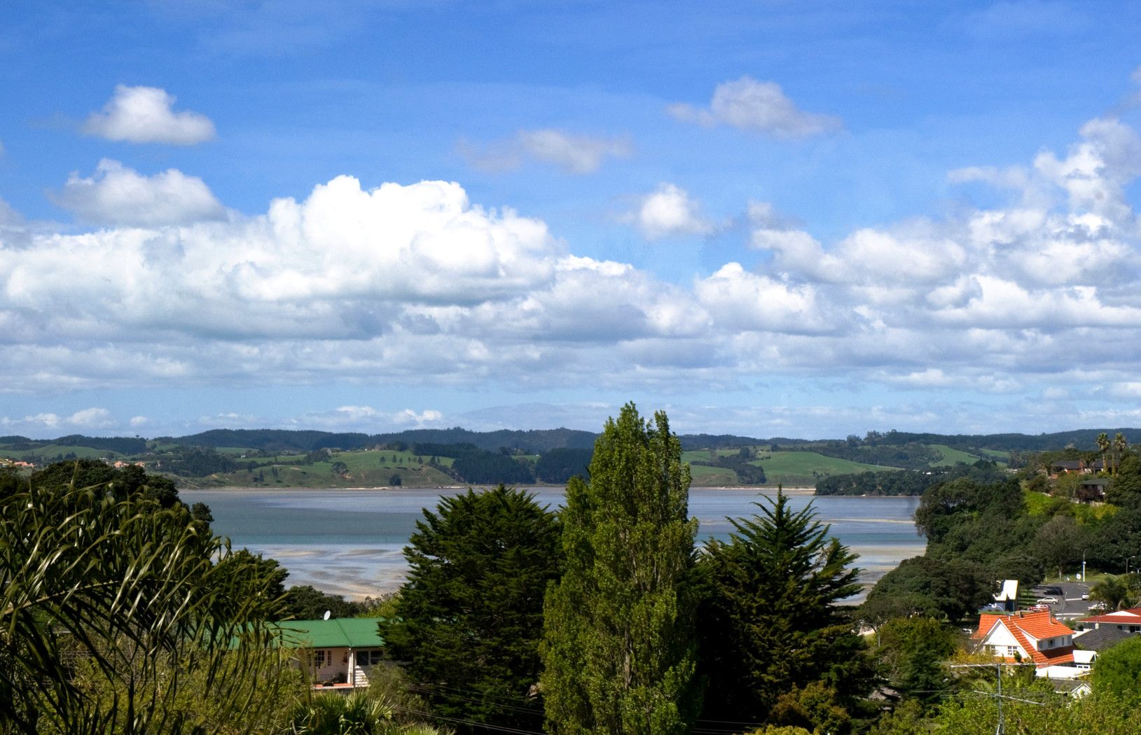 38 Montgomery Crescent, COCKLE BAY, Manukau City