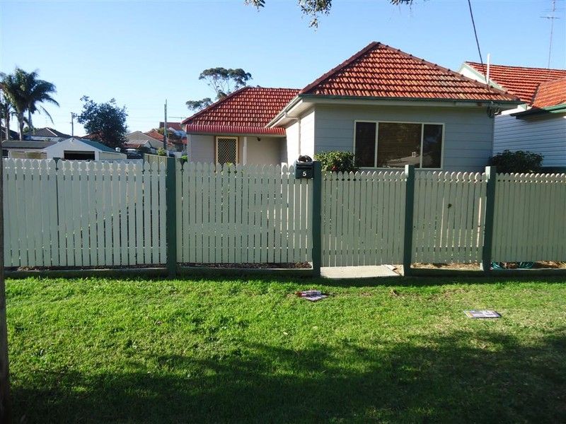 5 Kahibah Road, WARATAH, NSW 2298