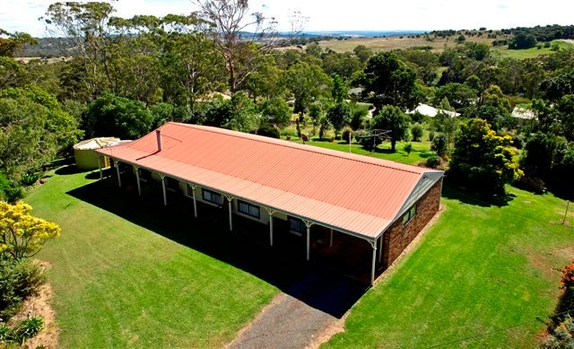 32 Woolmer Road, HIGHFIELDS QLD 4352