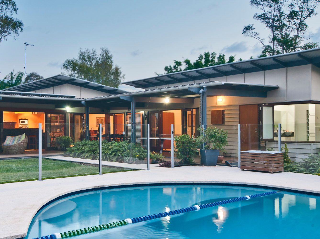 37 Lara Drive, BUDERIM, QLD 4556