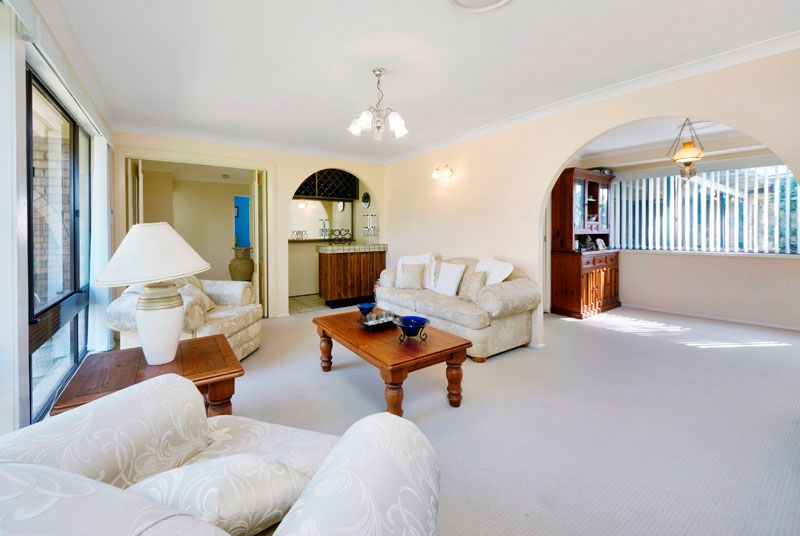 11 McCabe Place, MENAI, NSW 2234