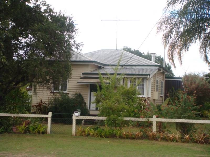 7 Castle Street, CHINCHILLA QLD 4413