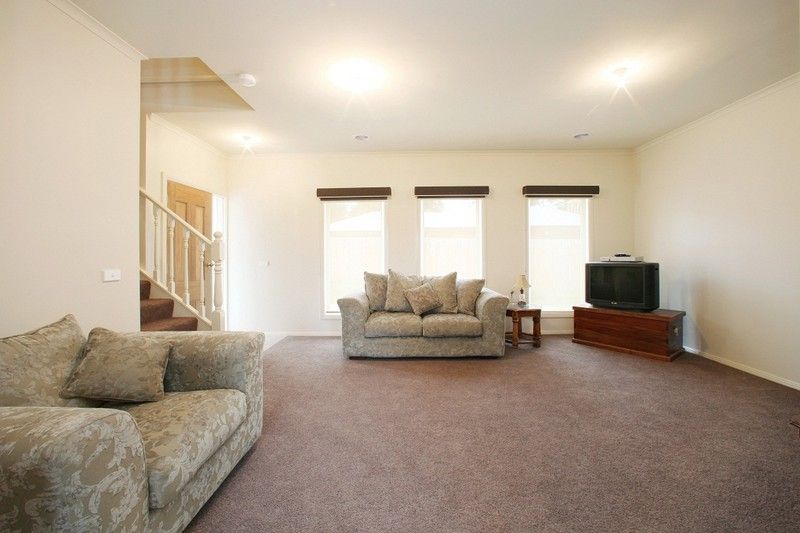 2/2 Elm Street, BAYSWATER, VIC 3153
