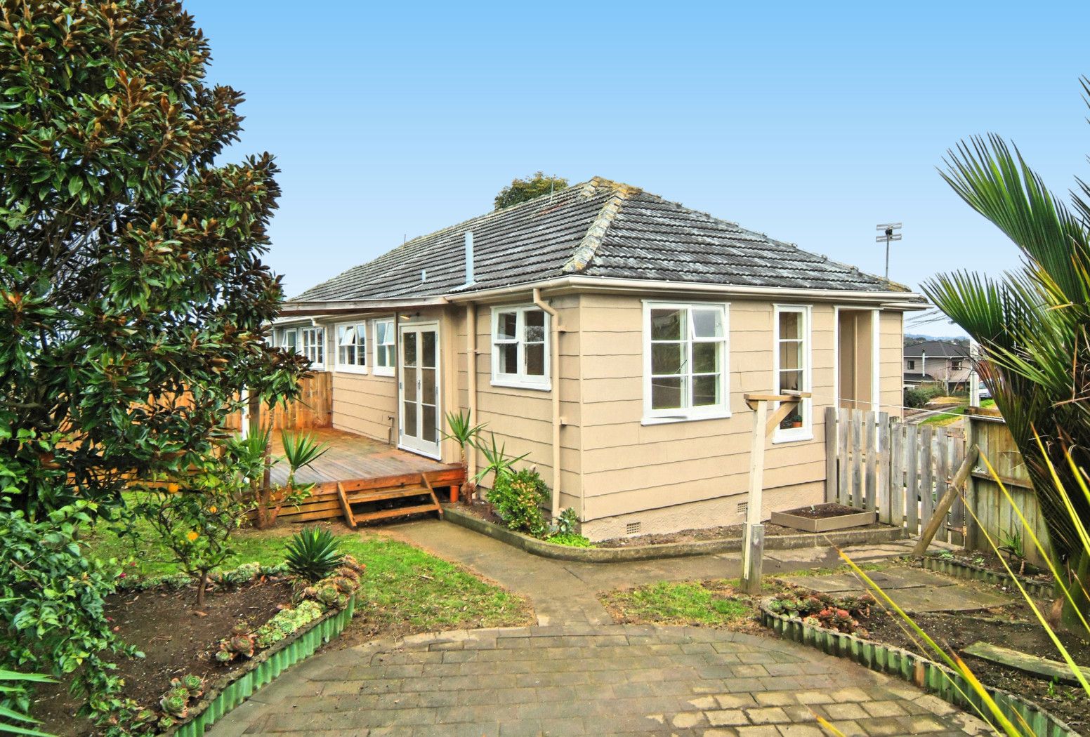 7 Thomson Street, MT ROSKILL, Auckland City