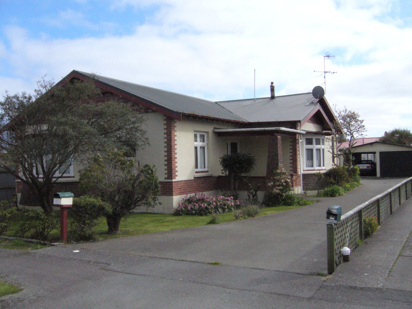 AVENAL, Invercargill