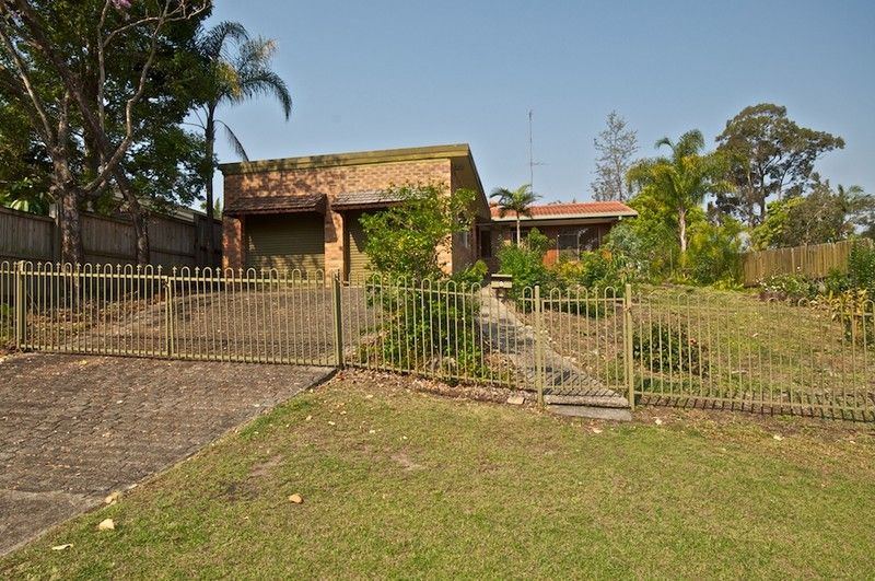 9 Theodore Place, MOLENDINAR QLD 4214