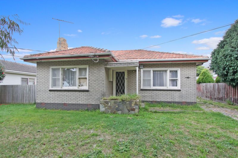 13 Claudel Street, OAKLEIGH EAST VIC 3166