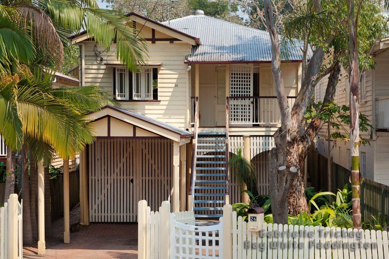 26 Young Street, MILTON QLD 4064
