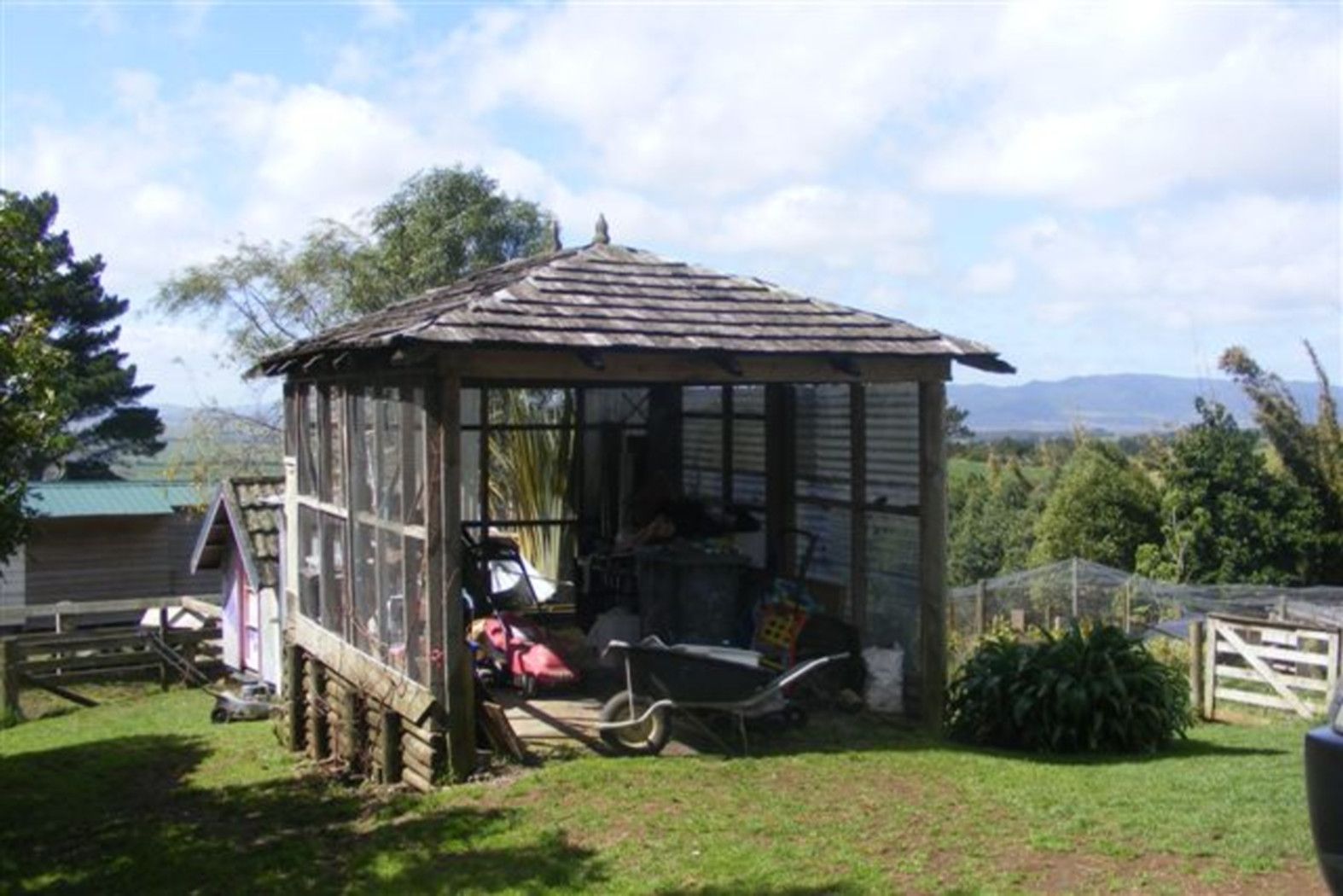 WAIUKU, Franklin