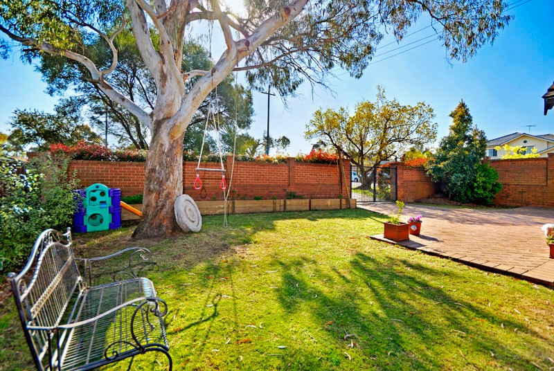 2 Ribbon Gum Close, ALFORDS POINT, NSW 2234
