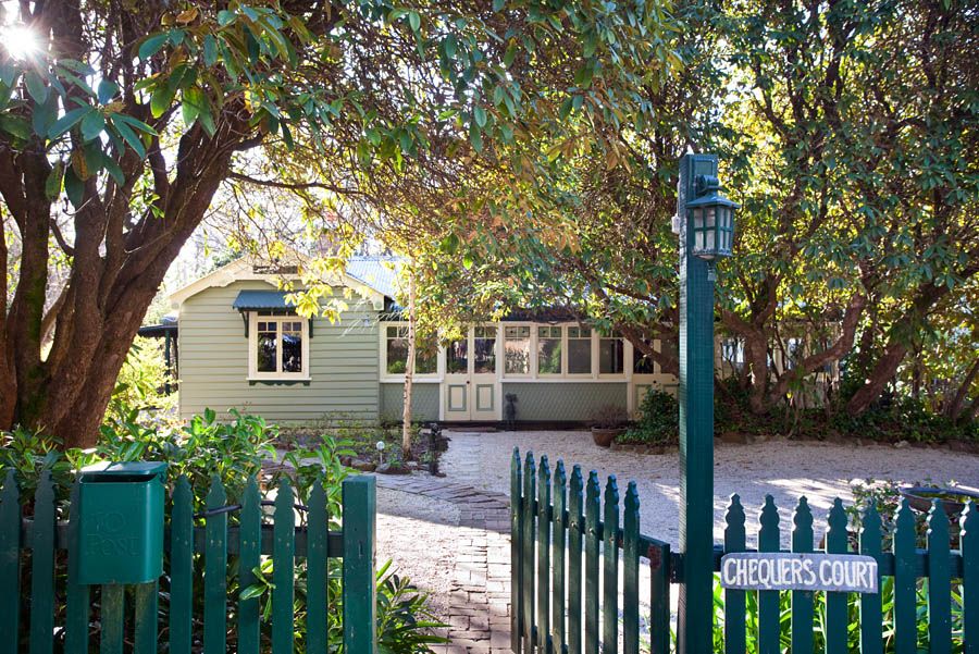 196 Hat Hill Road, BLACKHEATH, NSW 2785