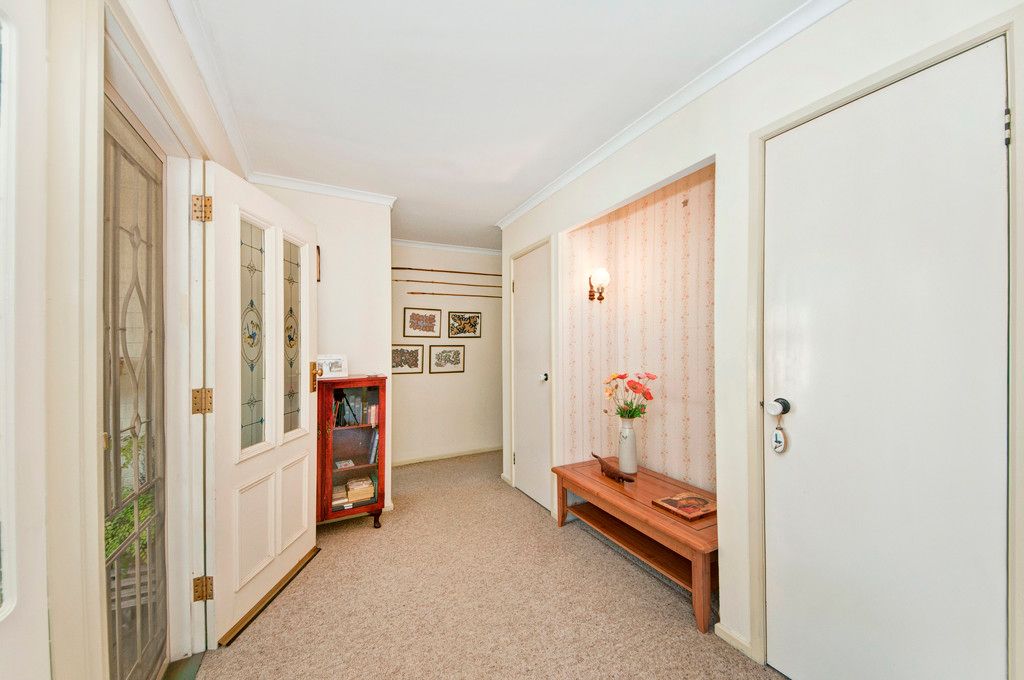 6 Lindrum Crescent, HOLT, ACT 2615