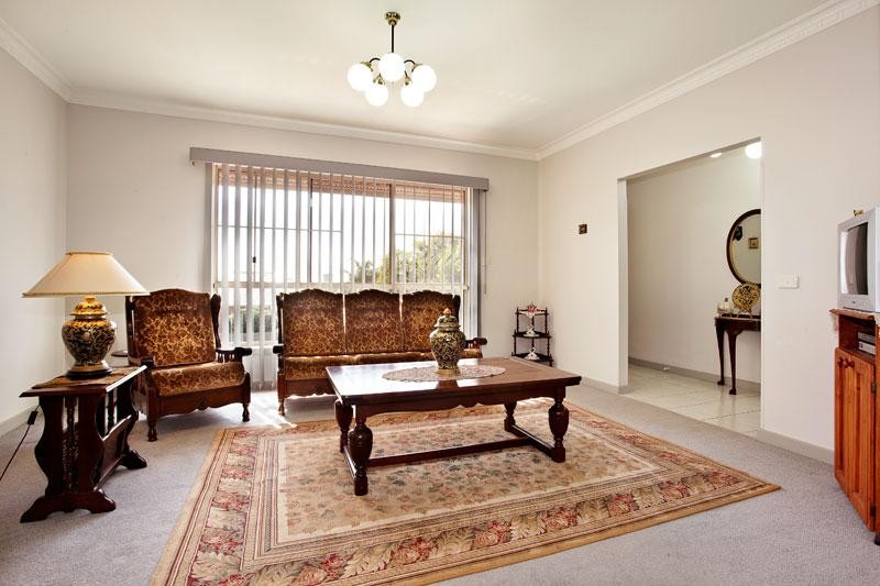 65 Telopea Crescent, MILL PARK, VIC 3082