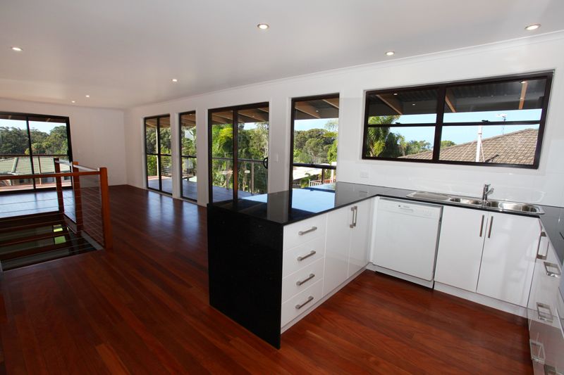 18 Yakola Parade, ALEXANDRA HEADLAND, QLD 4572