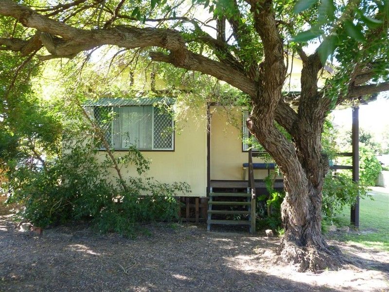 38 SHELL, URANGAN, QLD 4655