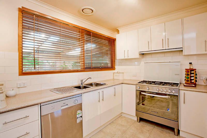 8 Hopgood Court, LARA, VIC 3212