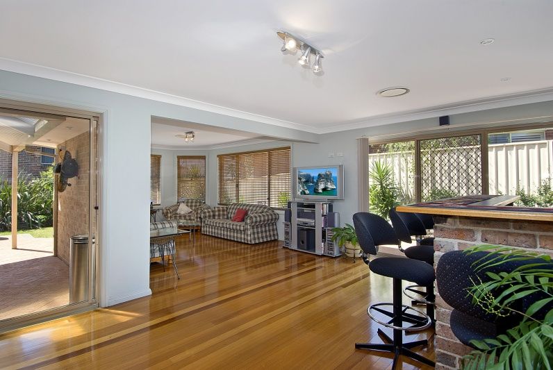 87 Walker Street, HELENSBURGH, NSW 2508