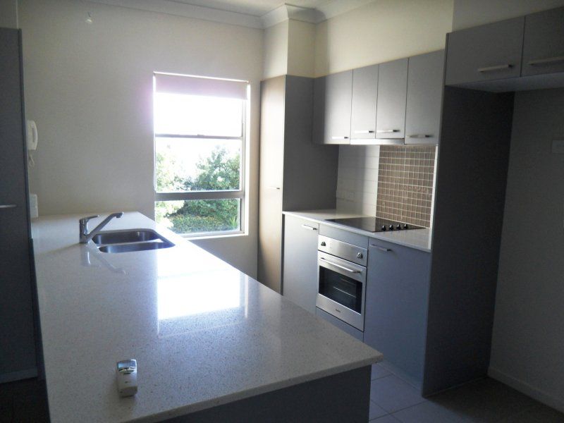 19/12-18 Bayview Street, RUNAWAY BAY, QLD 4216