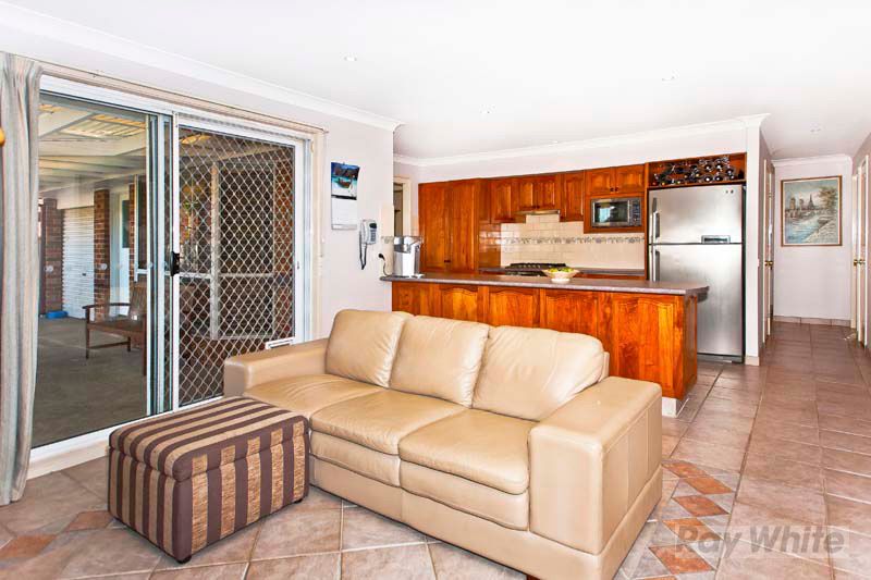 73  Roland Street, BOSSLEY PARK, NSW 2176