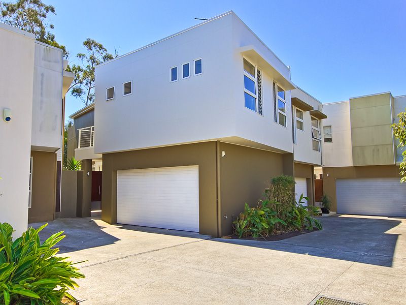 8/11 Cezaire Avenue, VARSITY LAKES, QLD 4227