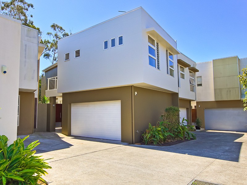8/11 Cezaire Avenue, VARSITY LAKES, QLD 4227