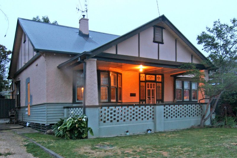 52 Carpenter Street, QUARRY HILL, VIC 3550