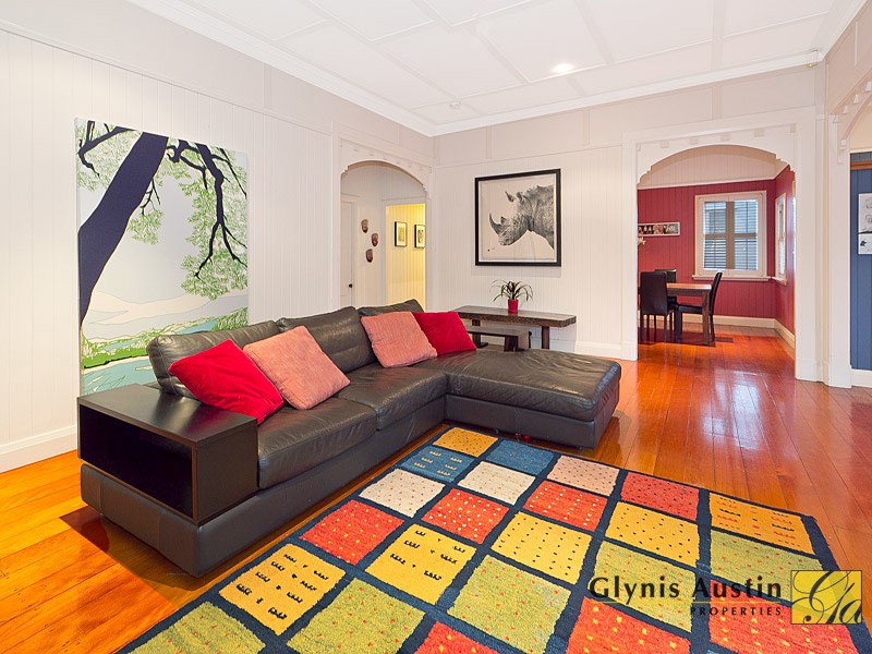 53 Siemon Street, AUCHENFLOWER, QLD 4066