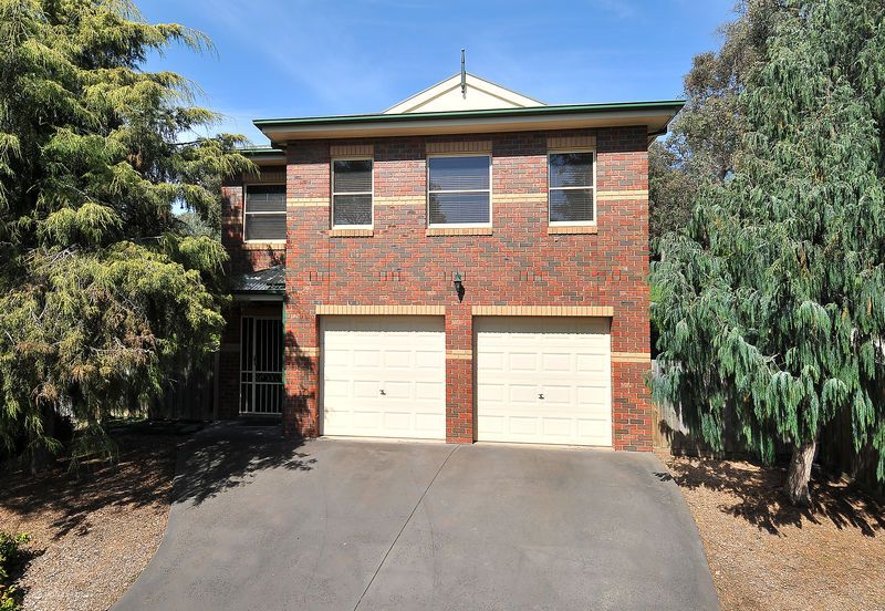 70 Banks Road, ELTHAM NORTH VIC 3095