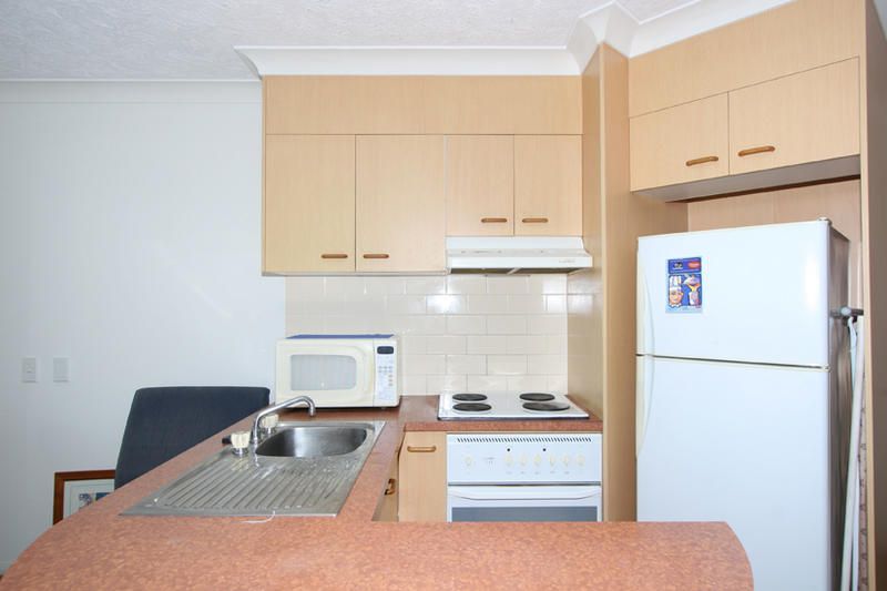 106 Marine Parade, SOUTHPORT, QLD 4215