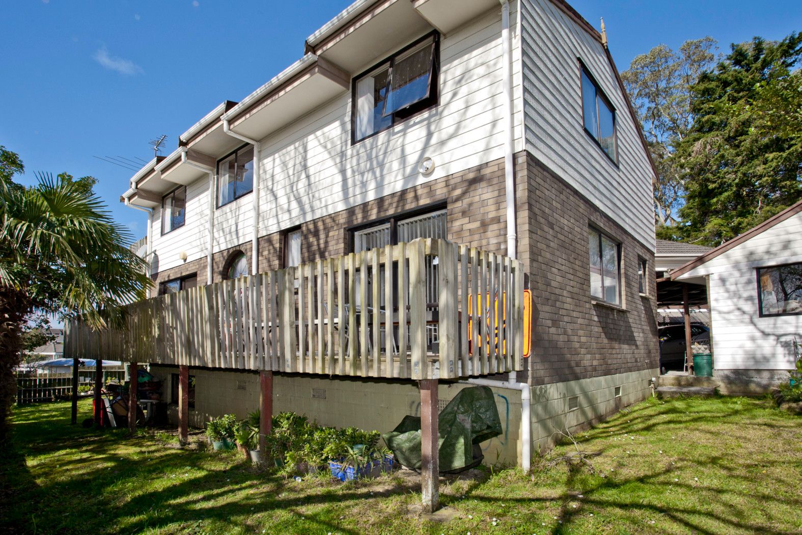 6b Arrow Road, FORREST HILL, North Shore City