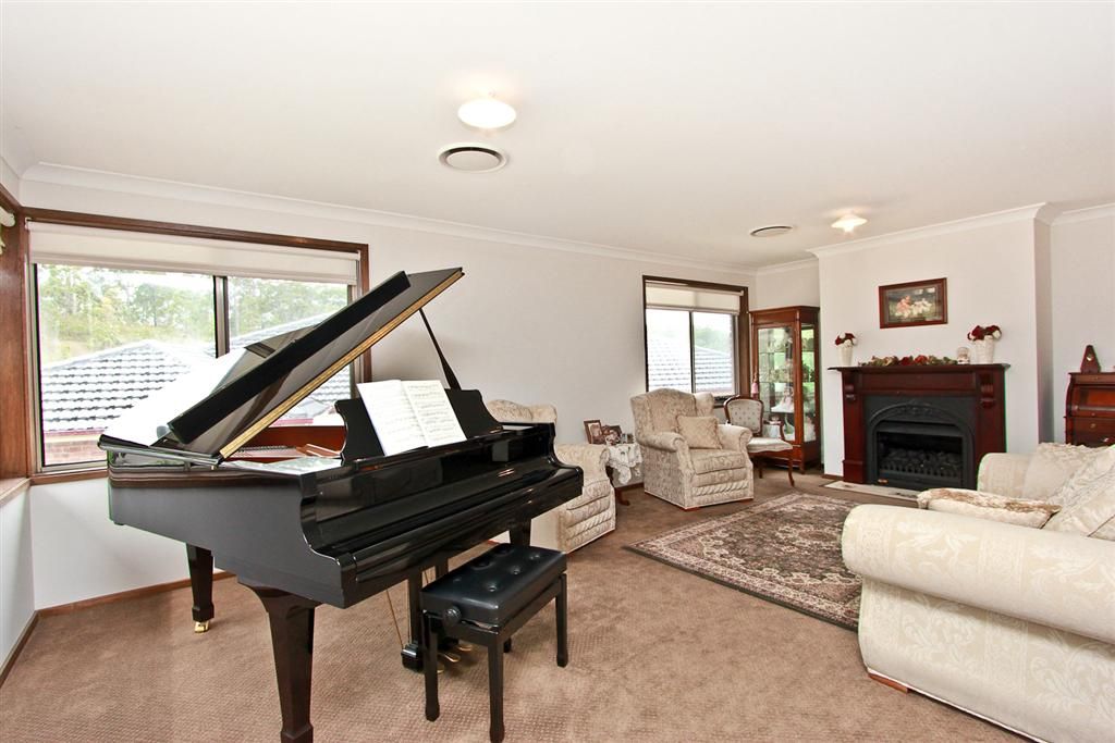 69 Araminta Chase, CAMERON PARK, NSW 2285