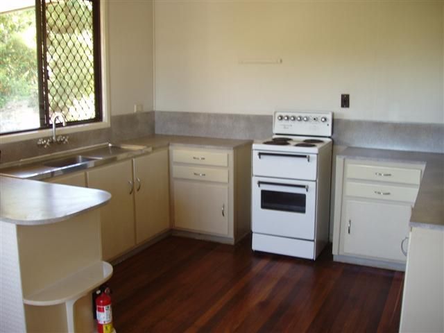 6 Fry Street, GLADSTONE, QLD 4680
