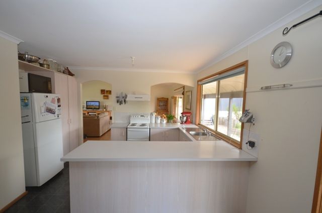 11A Henry Street, CLARE, SA 5453