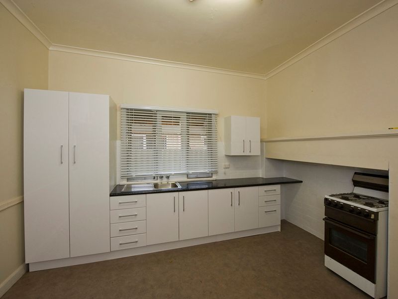 166 Kooyong Road, RIVERVALE, WA 6103