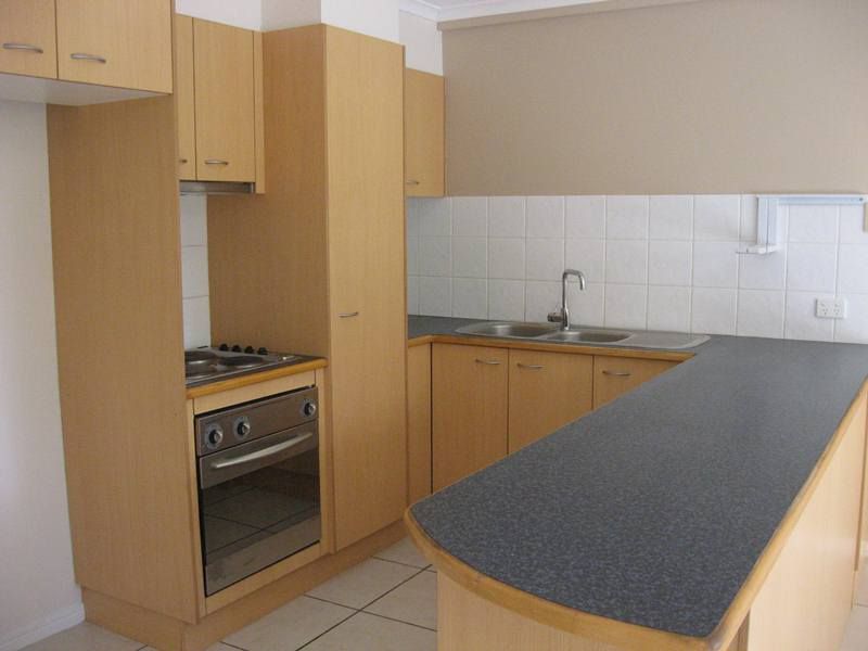2/8-10 Yallanga Place, MOOLOOLABA, QLD 4557