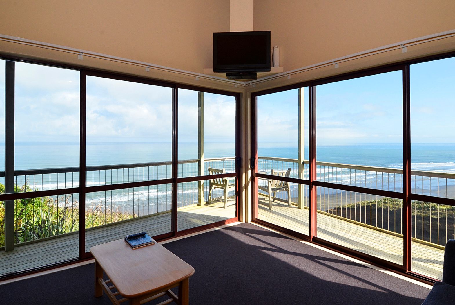 Unit 4/685 Karioitahi  Beach Rd, Karioitahi Beach Reserve, WAIUKU, Franklin