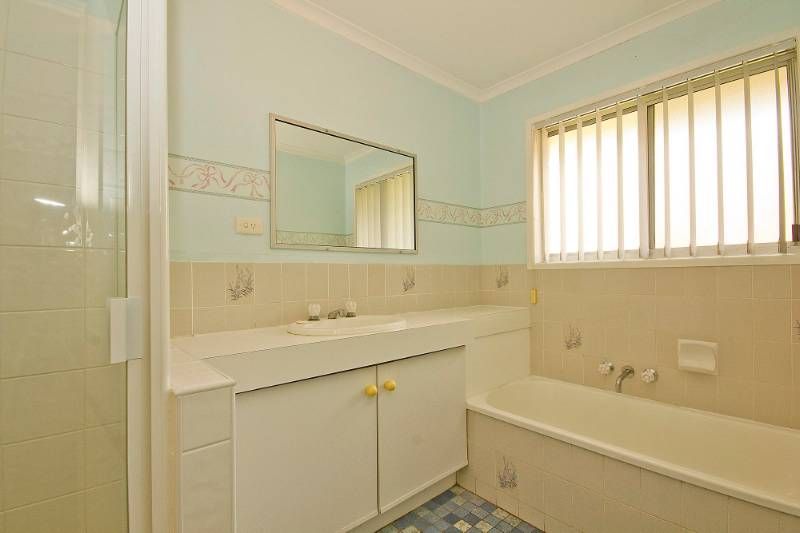 7 Caval Crescent, DECEPTION BAY, QLD 4508