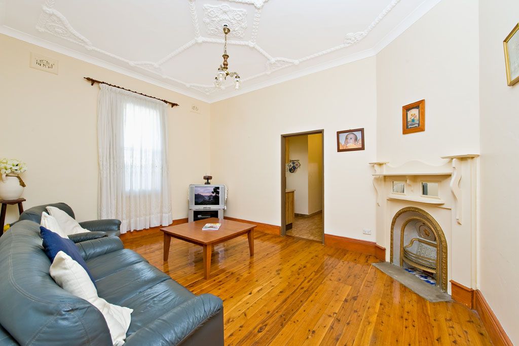 14 Swain Street, SYDENHAM, NSW 2044