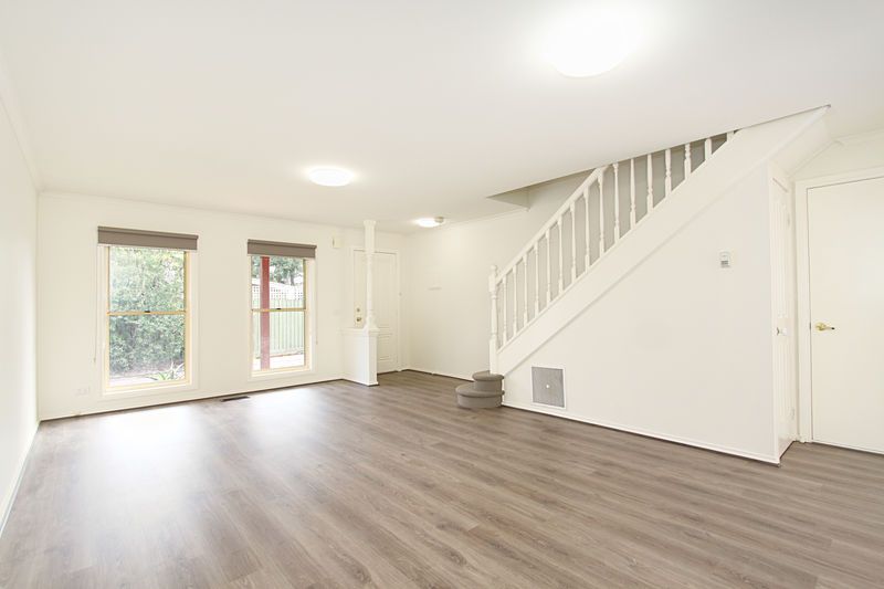 4 Federation Walk, HUGHESDALE, VIC 3166