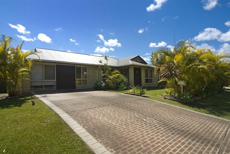 17 White Gums Street, LANDSBOROUGH, QLD 4550