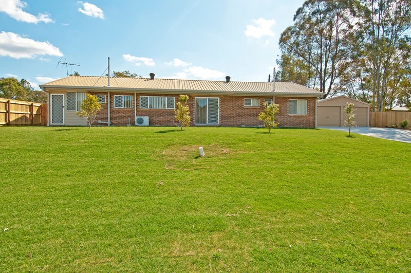 LOGANLEA, QLD 4131
