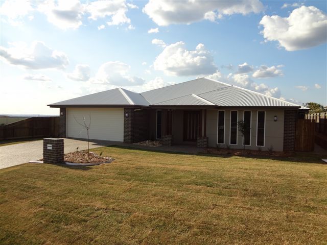 40 Honeyeater Drive, HIGHFIELDS QLD 4352