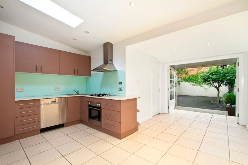 36 Ashmore Street, ERSKINEVILLE, NSW 2043