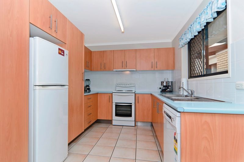 Unit 1/17 Pumicestone Place, Golden Beach, QLD 4551