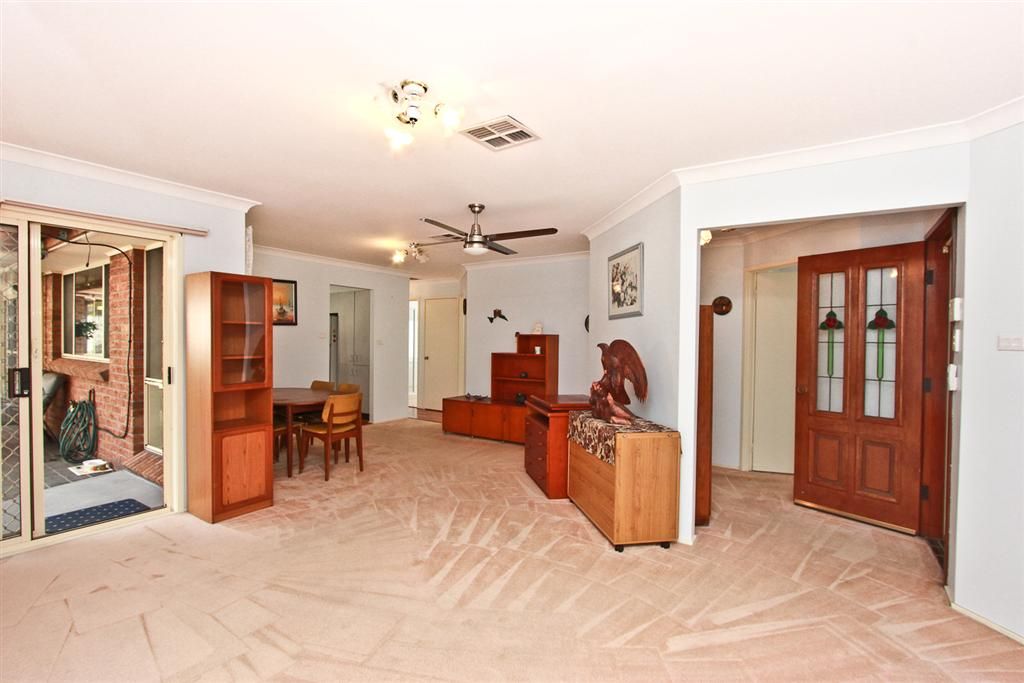 29 Nightingale Crescent, CAMERON PARK, NSW 2285