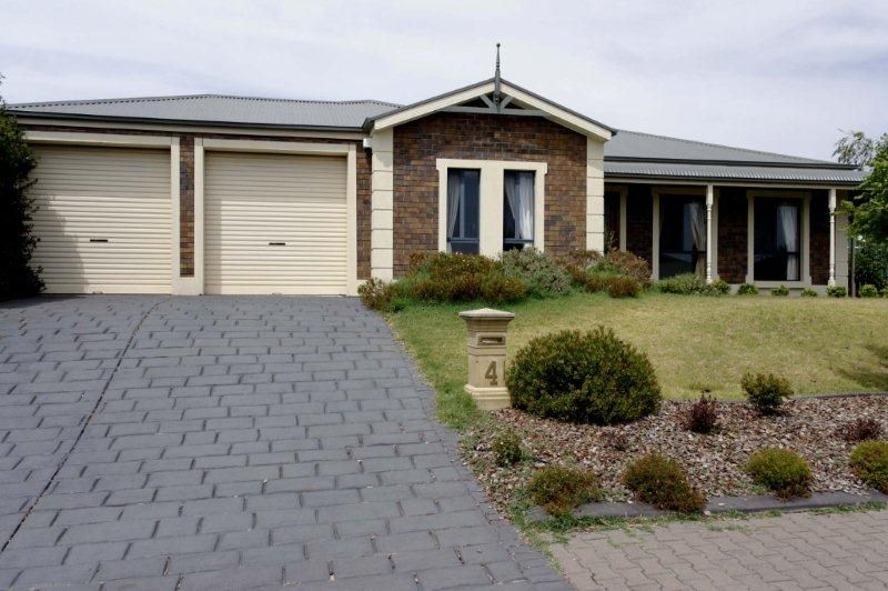 4  Niedpath Street, WALKLEY HEIGHTS SA 5098