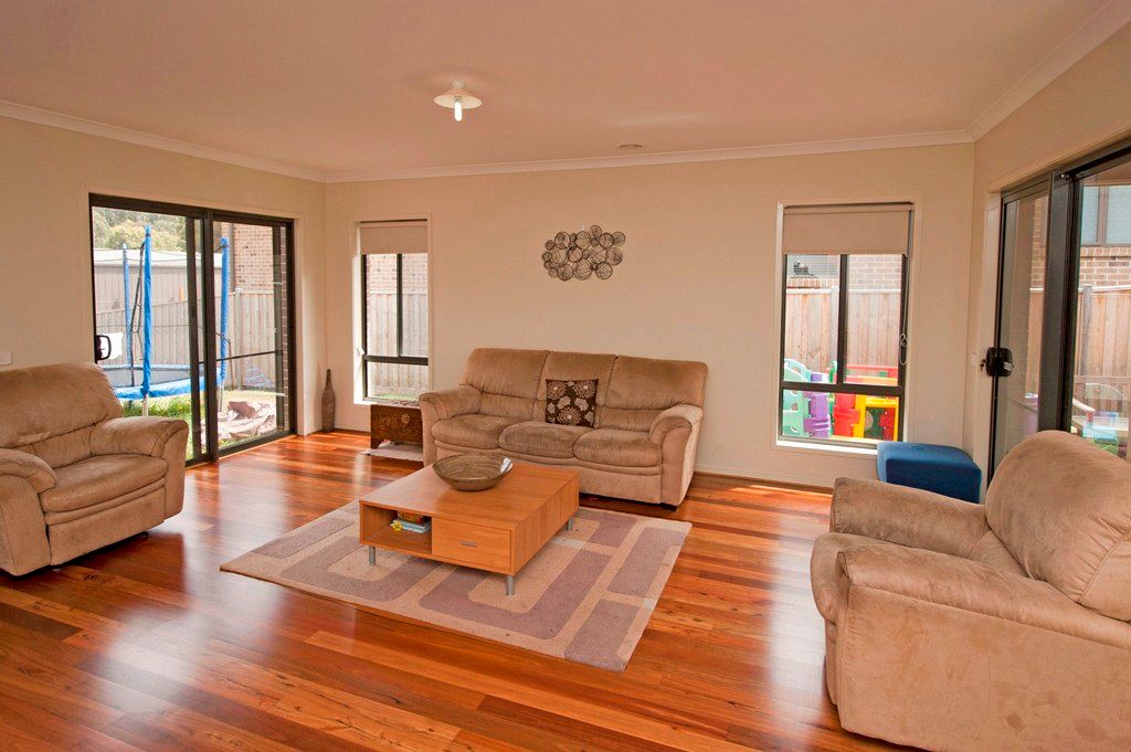 12 Heron Ridge, BROWN HILL, VIC 3350